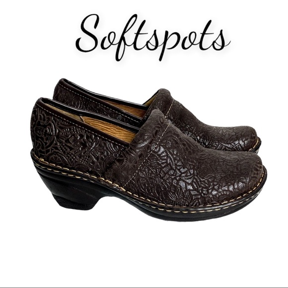NWOT SOFTSPOTS Women's Brown Leather Larissa Clog - Picture 1 of 14